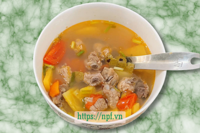 Canh sườn nấu chua 3